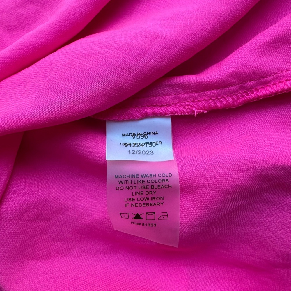 VINCE CAMUTO Silky Dress Blouse L - Picture 6 of 6